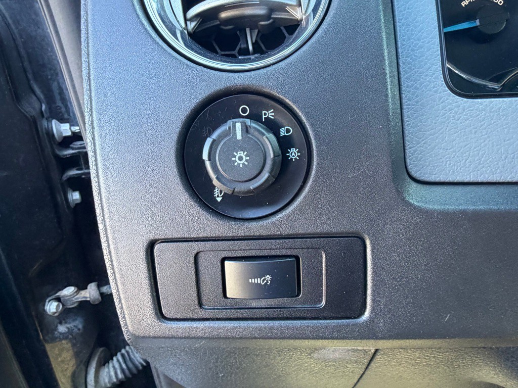 2014 Ford F-150 Image 28