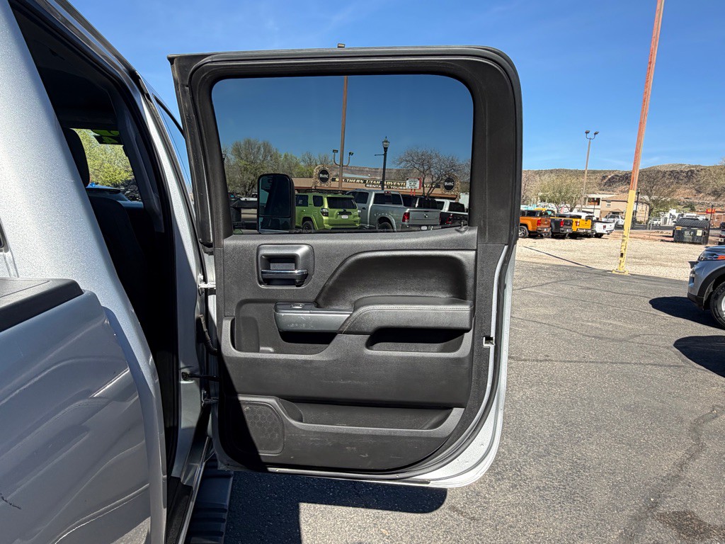 2015 Chevrolet Silverado 1500 Image 25