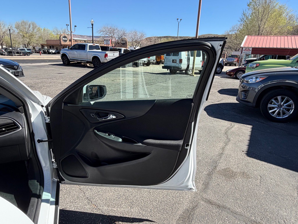 2024 Chevrolet Malibu Image 22