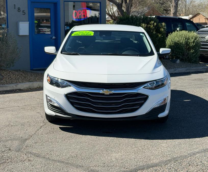 2024 Chevrolet Malibu Image 2