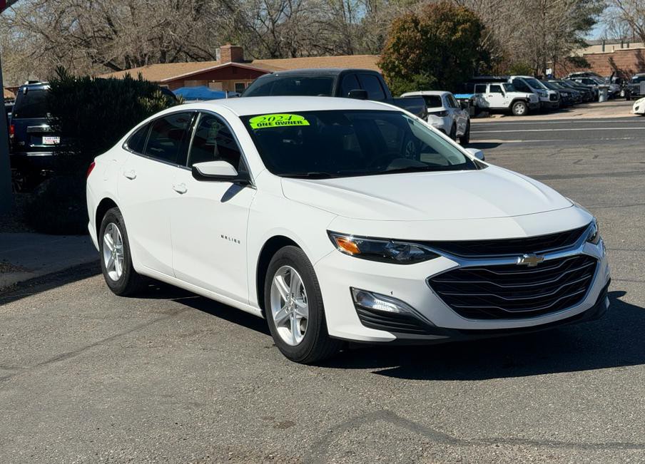 2024 Chevrolet Malibu Image 3