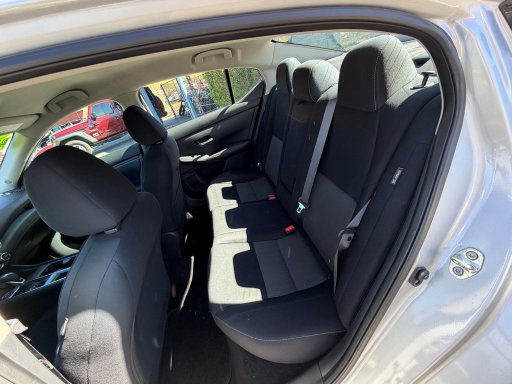 2021 Nissan Sentra Image 11