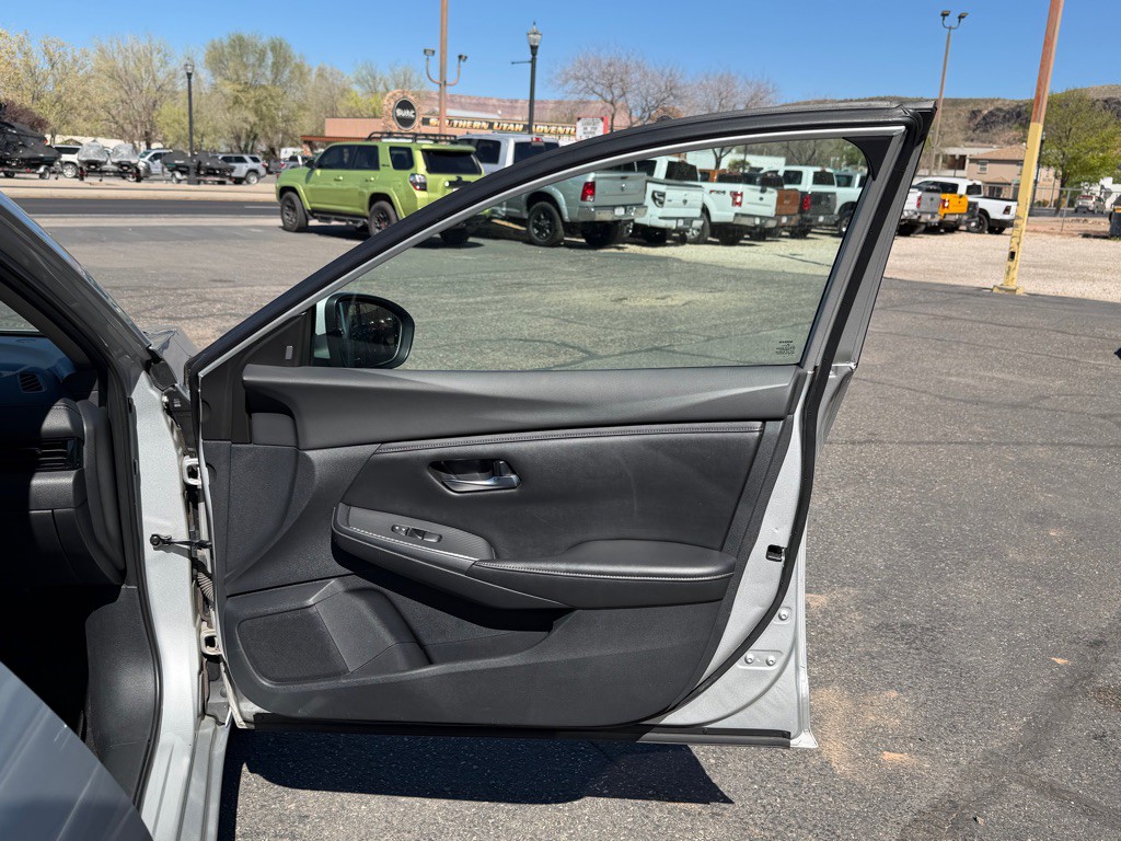 2021 Nissan Sentra Image 23