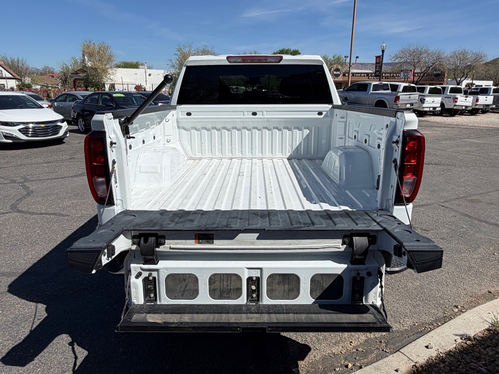 2023 GMC Sierra Image 22