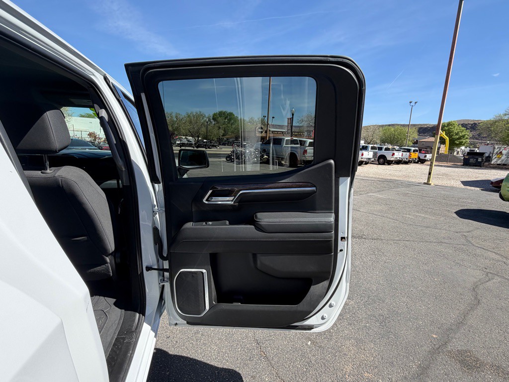 2023 GMC Sierra Image 29