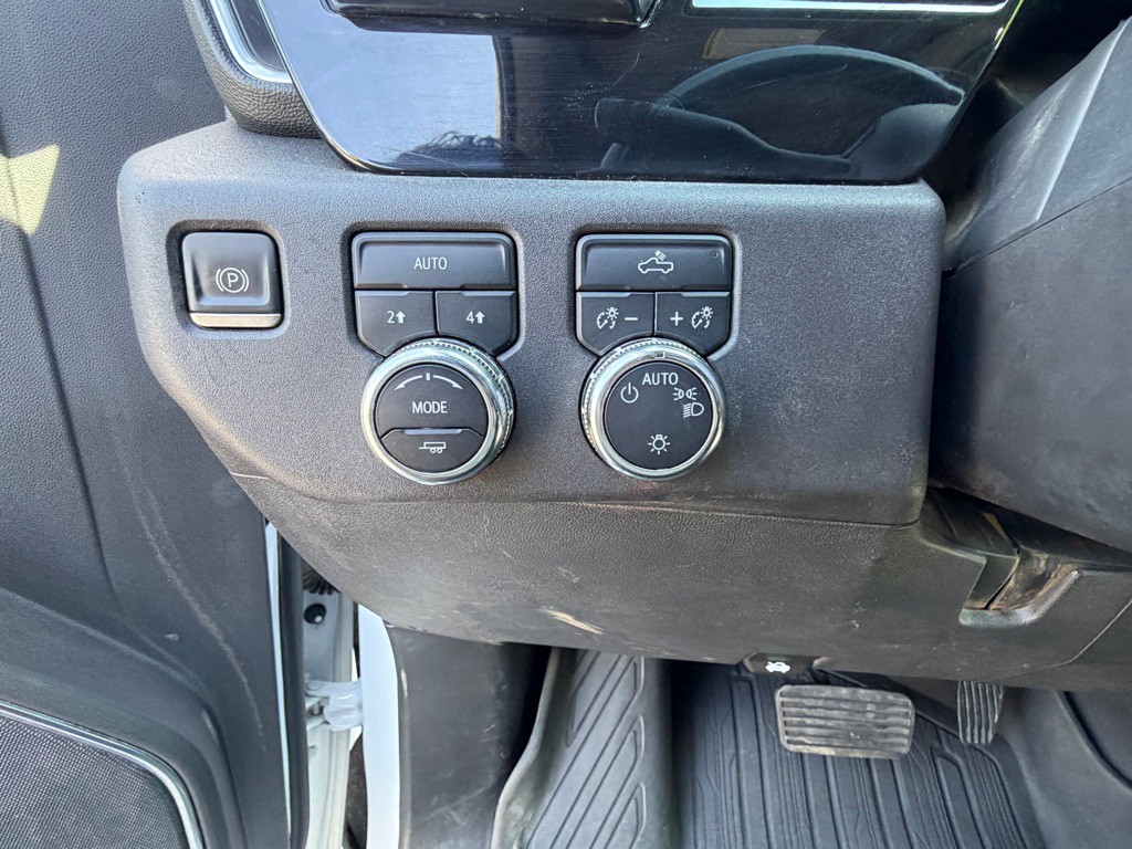 2023 GMC Sierra Image 32