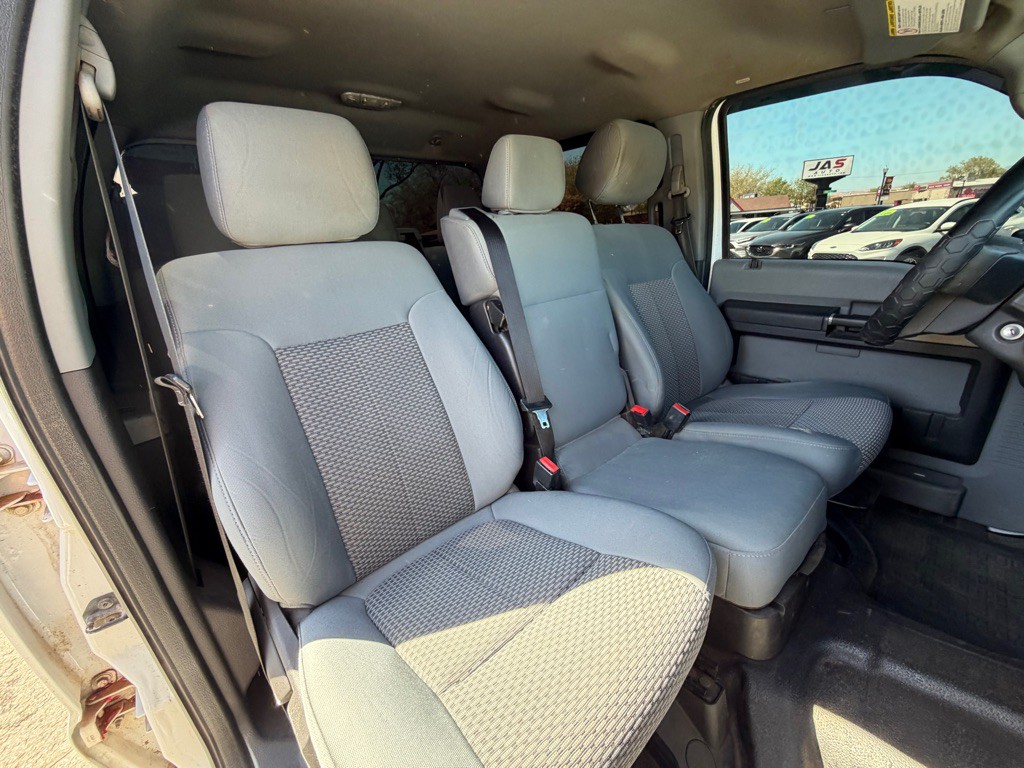 2015 Ford F-250 Image 17