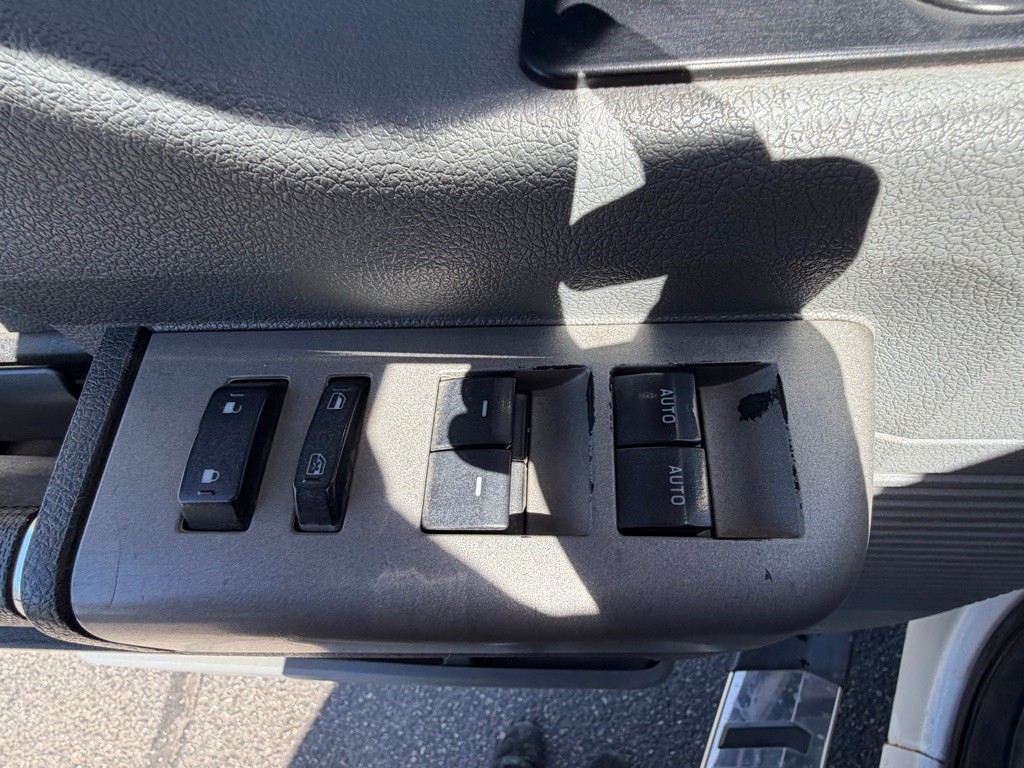 2015 Ford F-250 Image 21