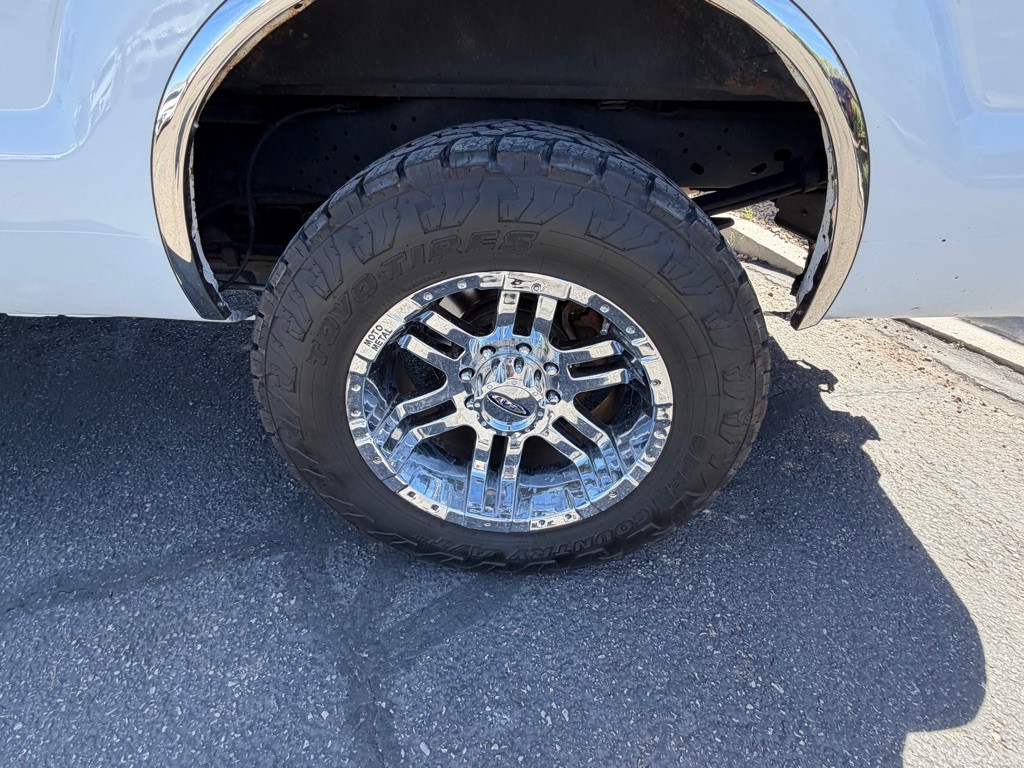 2015 Ford F-250 Image 25