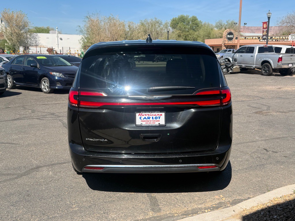 2023 Chrysler Pacifica Image 6