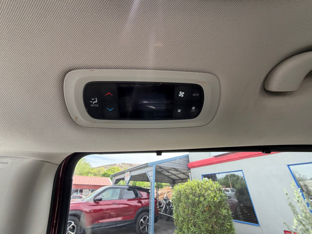 2022 Chrysler Pacifica Image 25