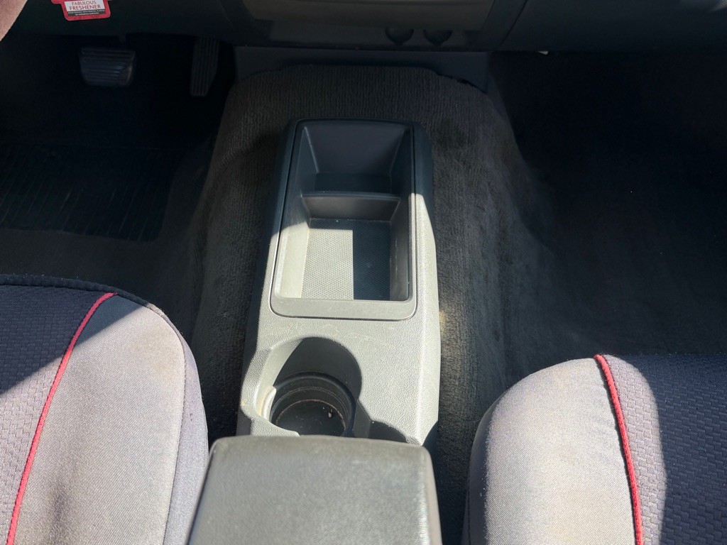 2004 Chevrolet Colorado Image 16