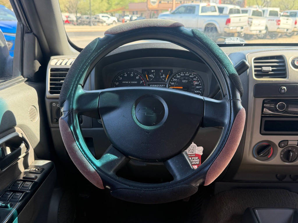 2004 Chevrolet Colorado Image 17