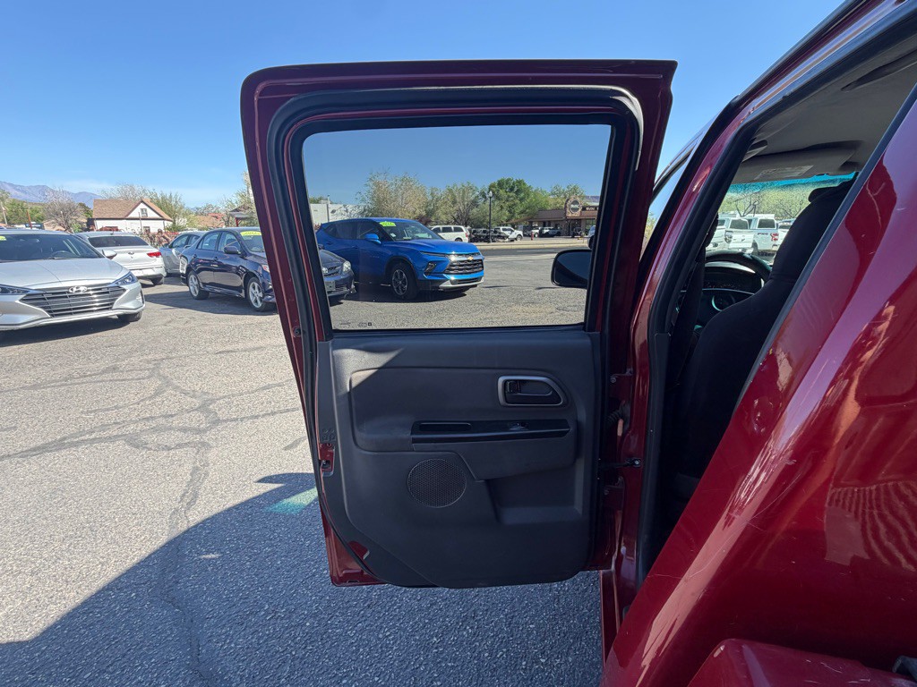 2004 Chevrolet Colorado Image 23