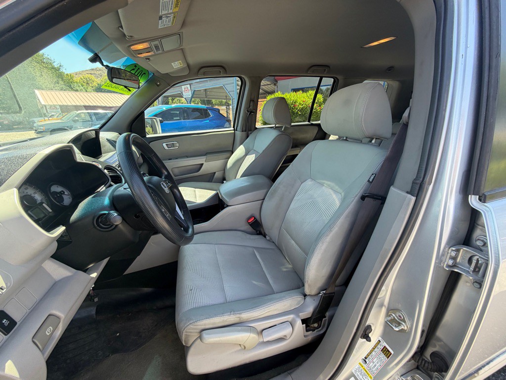 2015 Honda Pilot Image 9