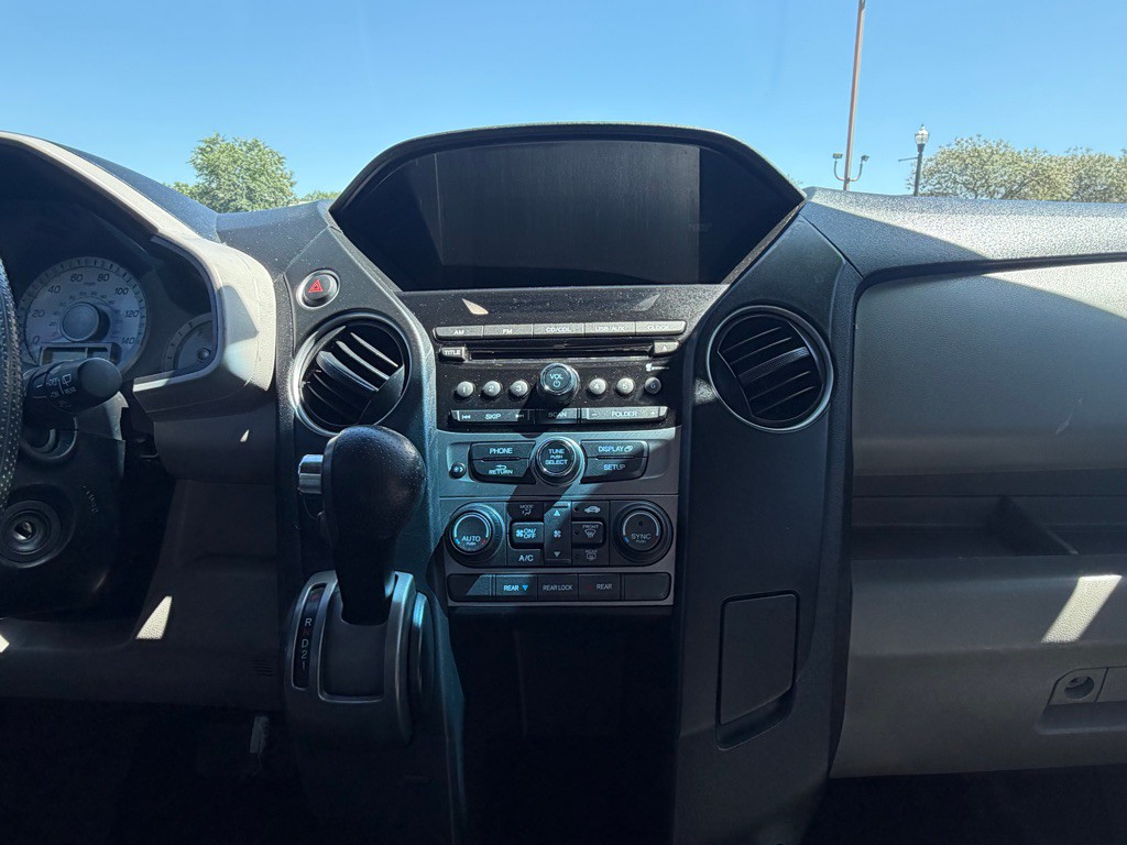 2015 Honda Pilot Image 15