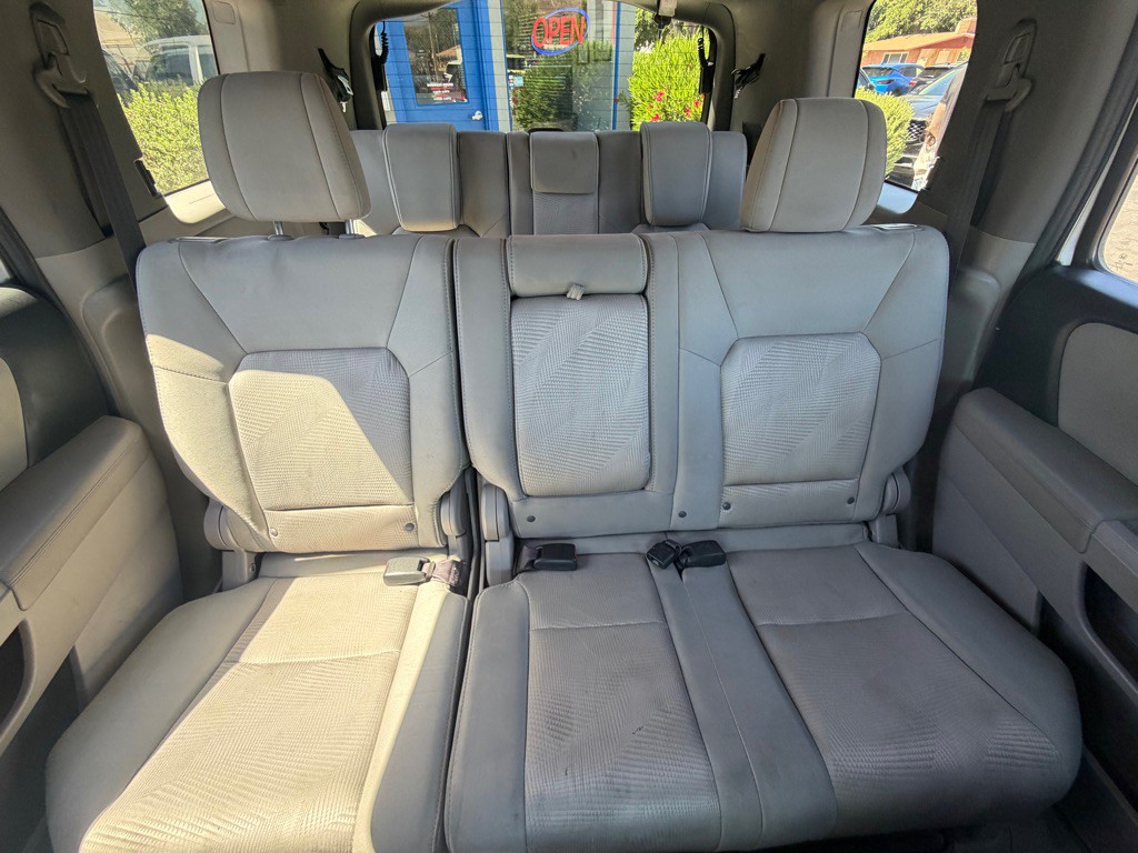 2015 Honda Pilot Image 18