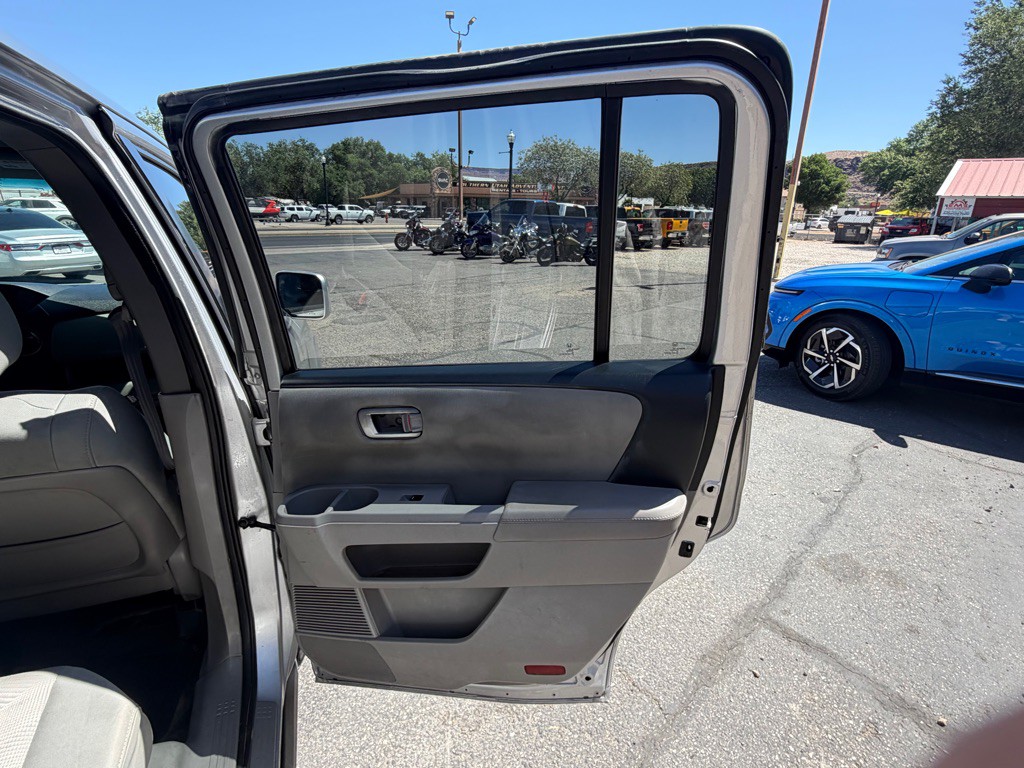 2015 Honda Pilot Image 25