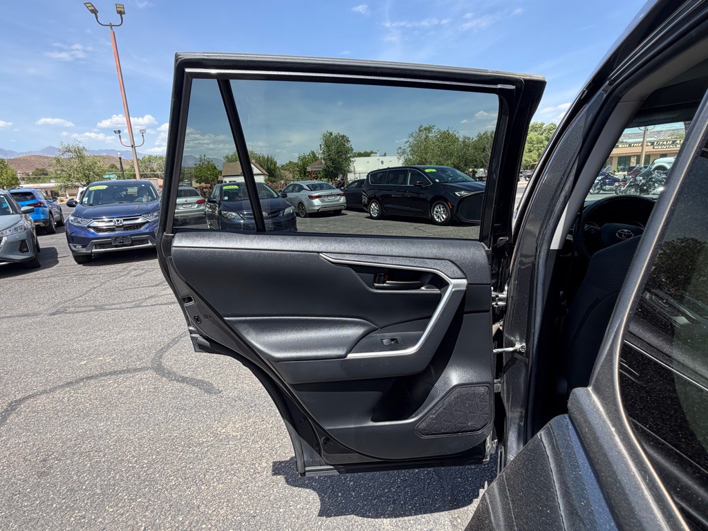 2021 Toyota Rav4 Image 23