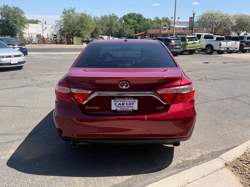 2015 Toyota Camry Image 6