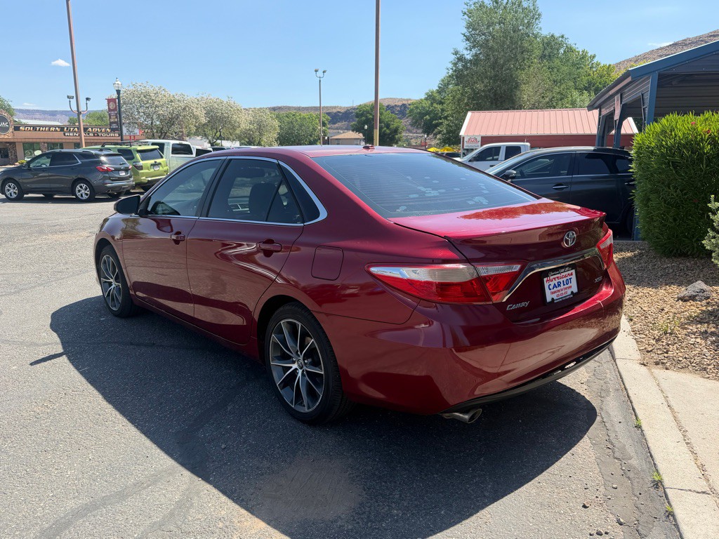 2015 Toyota Camry Image 7