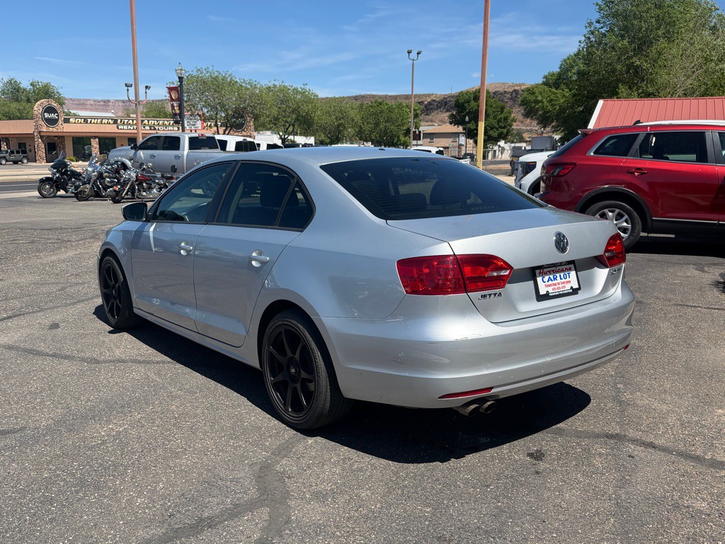 2012 Volkswagen Jetta Image 7