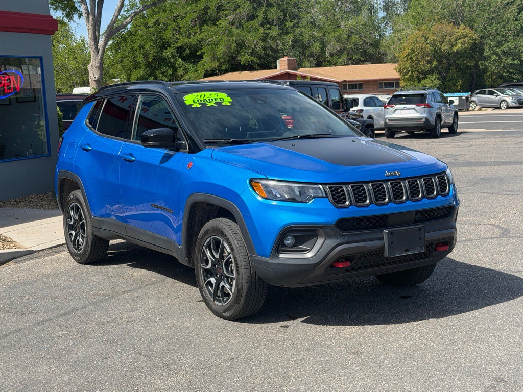 2025 Jeep Compass Image 3