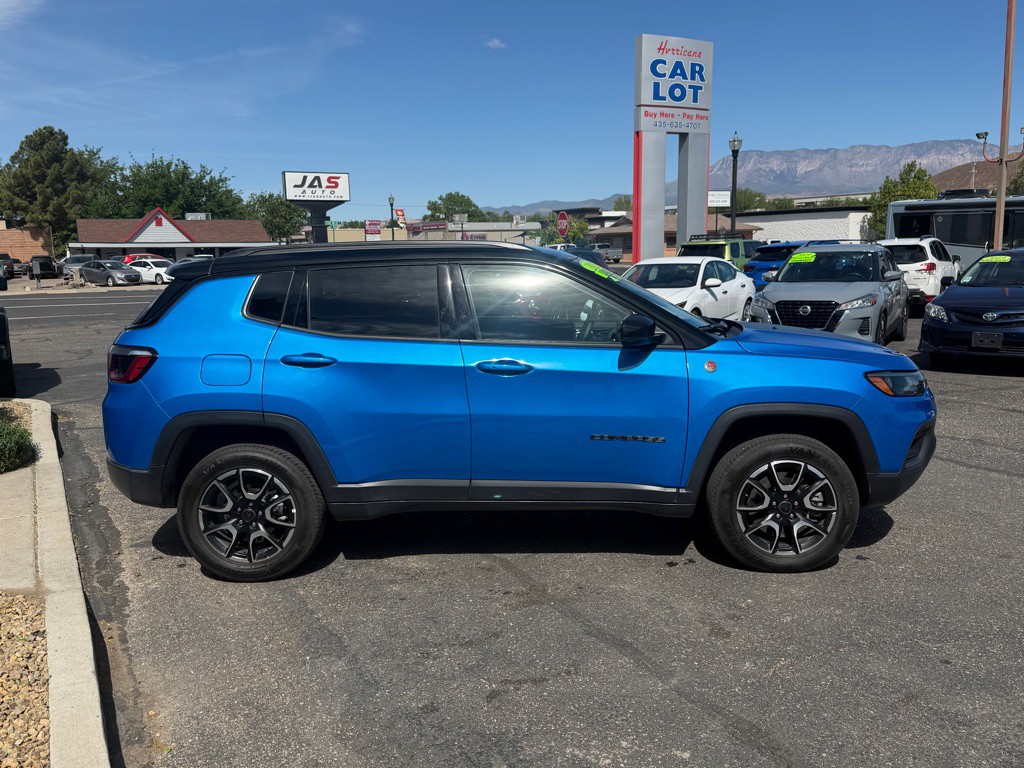 2025 Jeep Compass Image 4