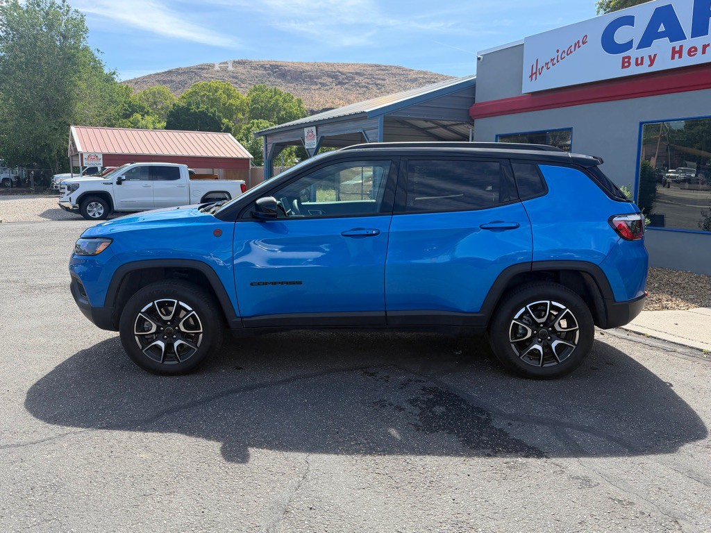 2025 Jeep Compass Image 8