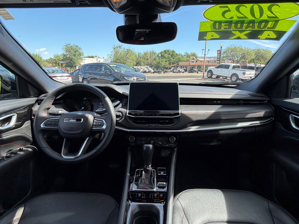 2025 Jeep Compass Image 14