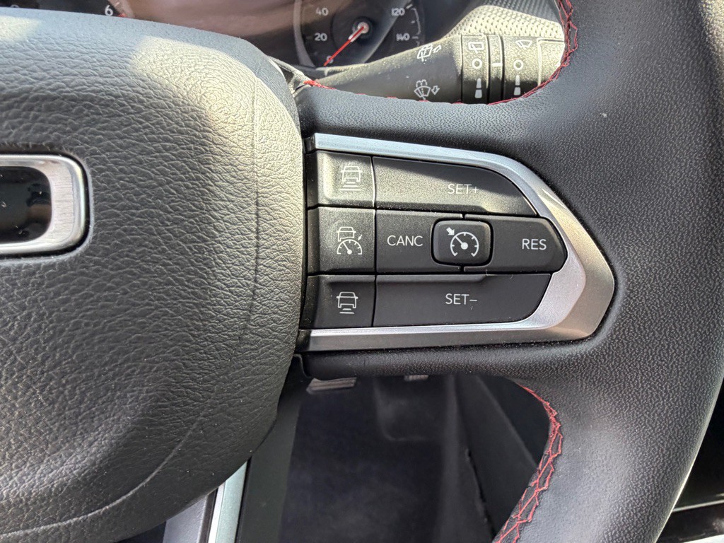 2025 Jeep Compass Image 30