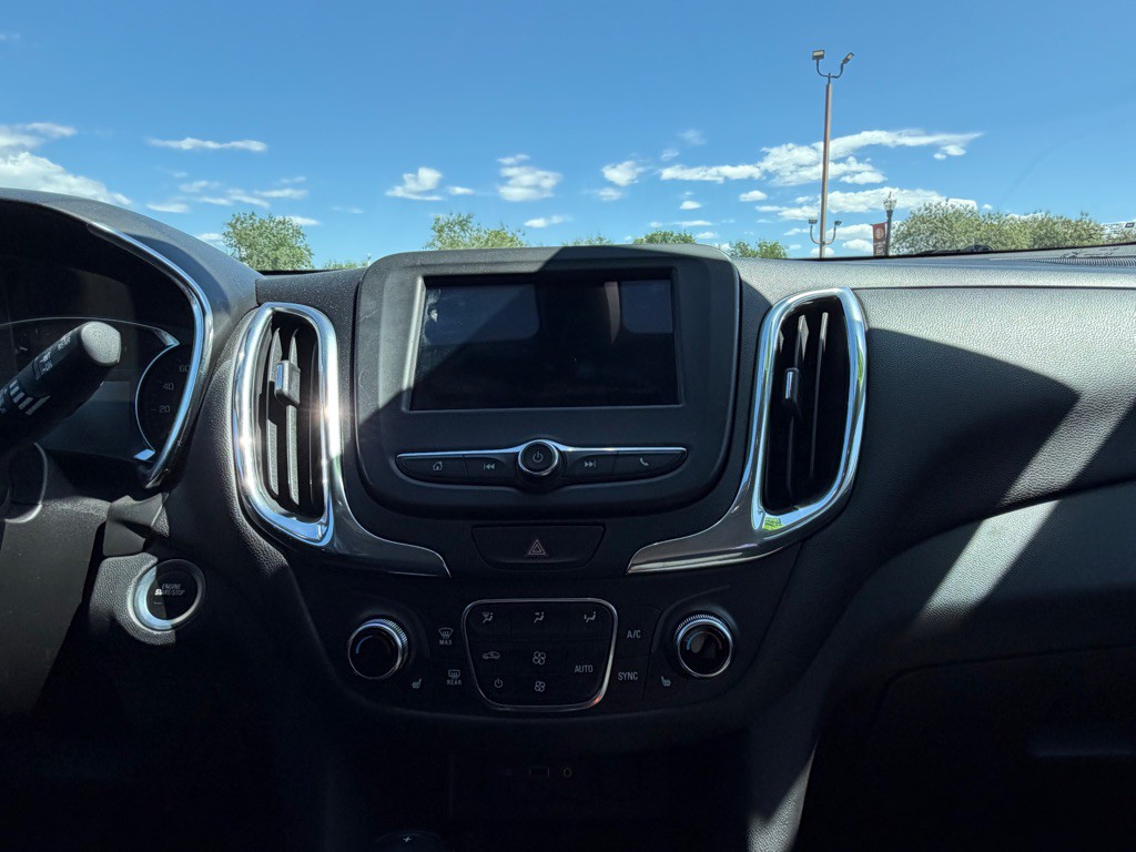 2019 Chevrolet Equinox Image 15