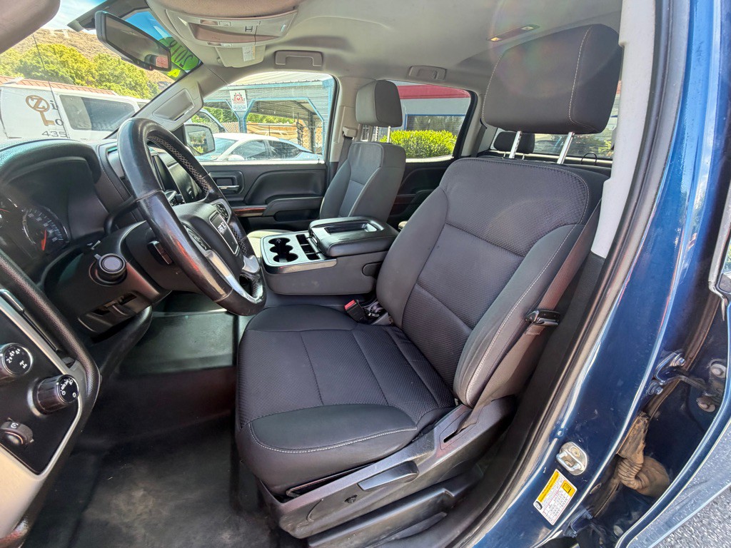 2018 GMC Sierra 2500 Image 9