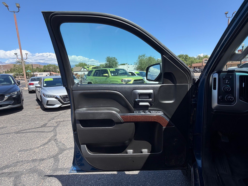 2018 GMC Sierra 2500 Image 19