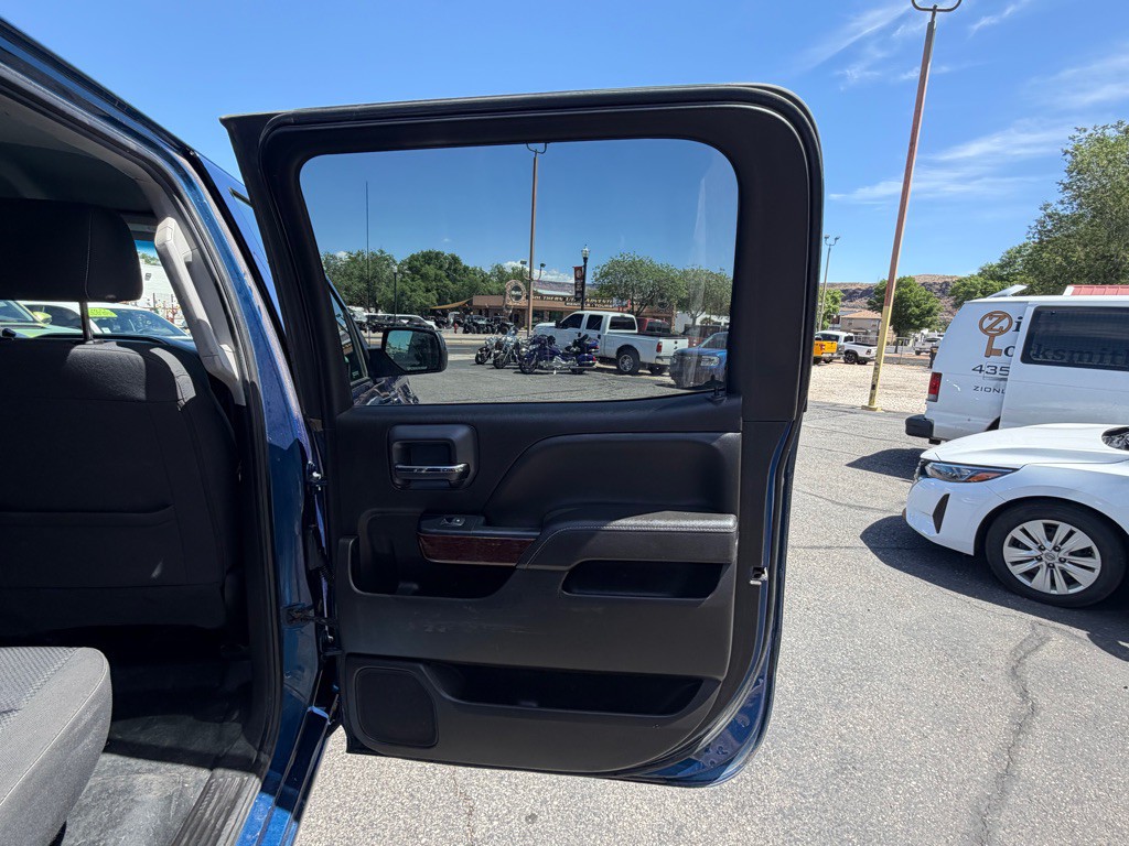 2018 GMC Sierra 2500 Image 23