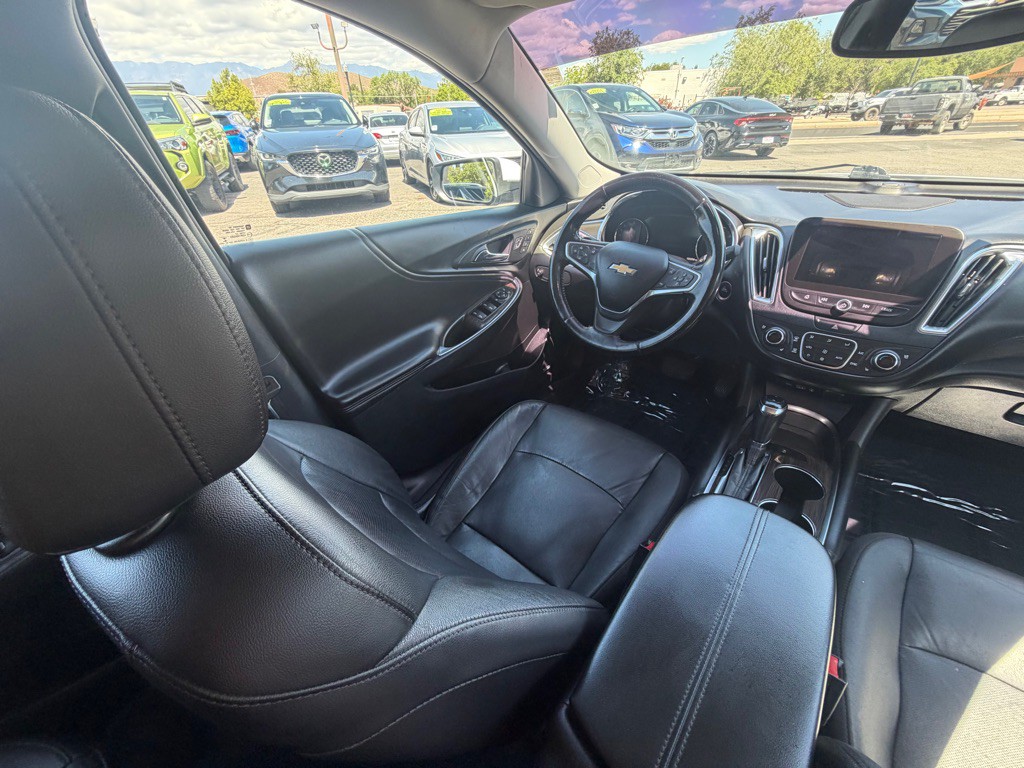 2020 Chevrolet Malibu Image 13
