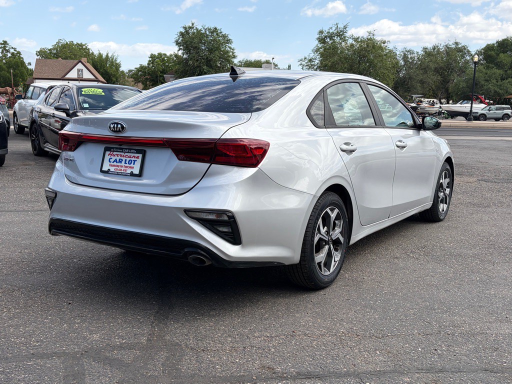2021 Kia Forte Image 4