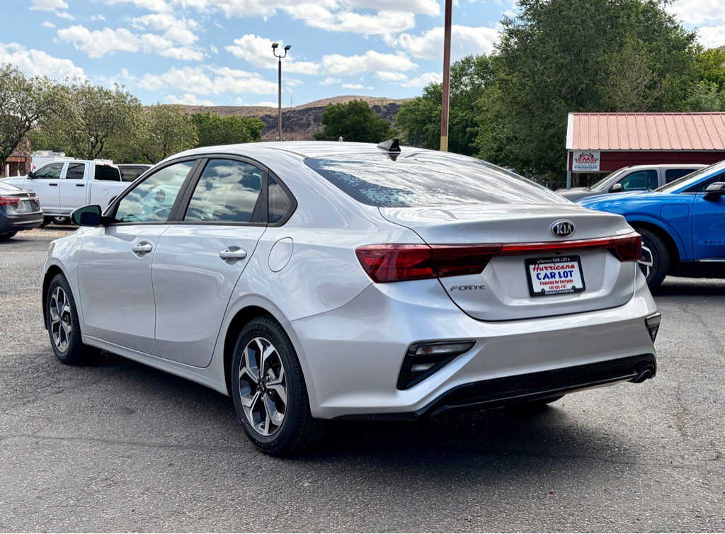 2021 Kia Forte Image 6