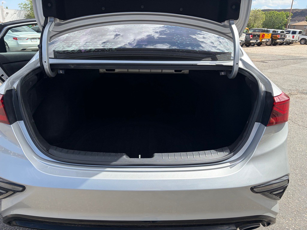 2021 Kia Forte Image 11