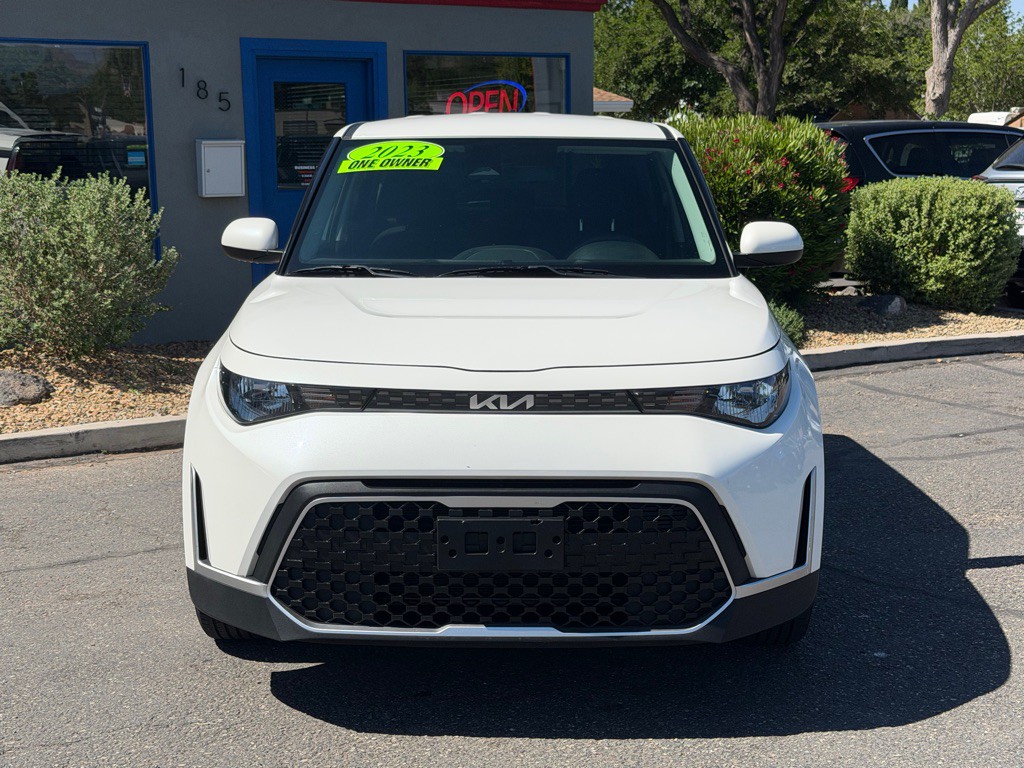 2023 Kia Soul Image 2