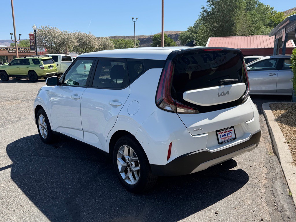 2023 Kia Soul Image 7