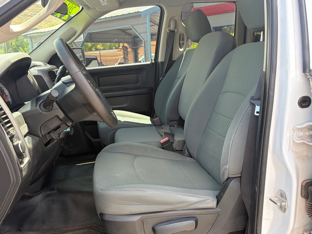 2014 RAM 1500 Image 9