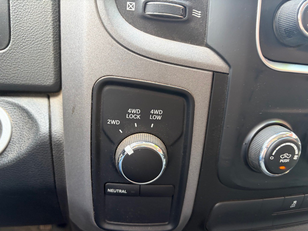 2014 RAM 1500 Image 23