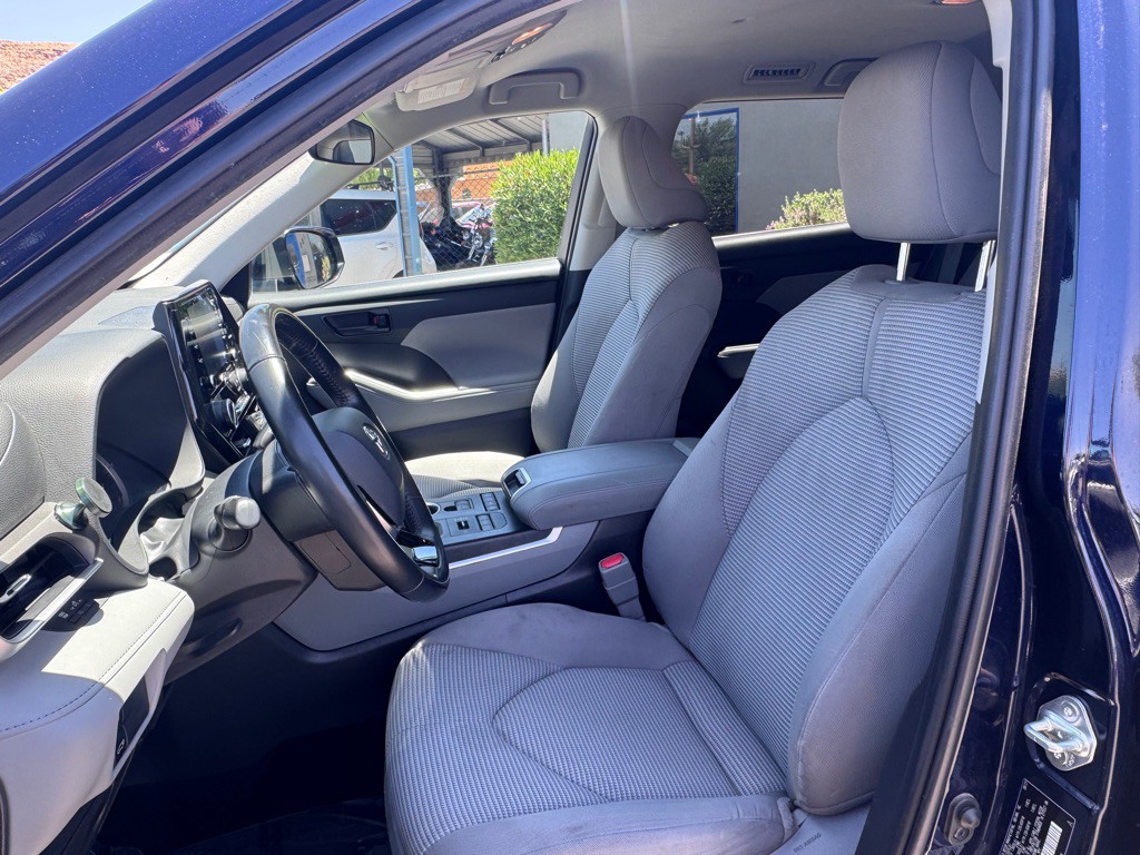 2021 Toyota Highlander Image 9