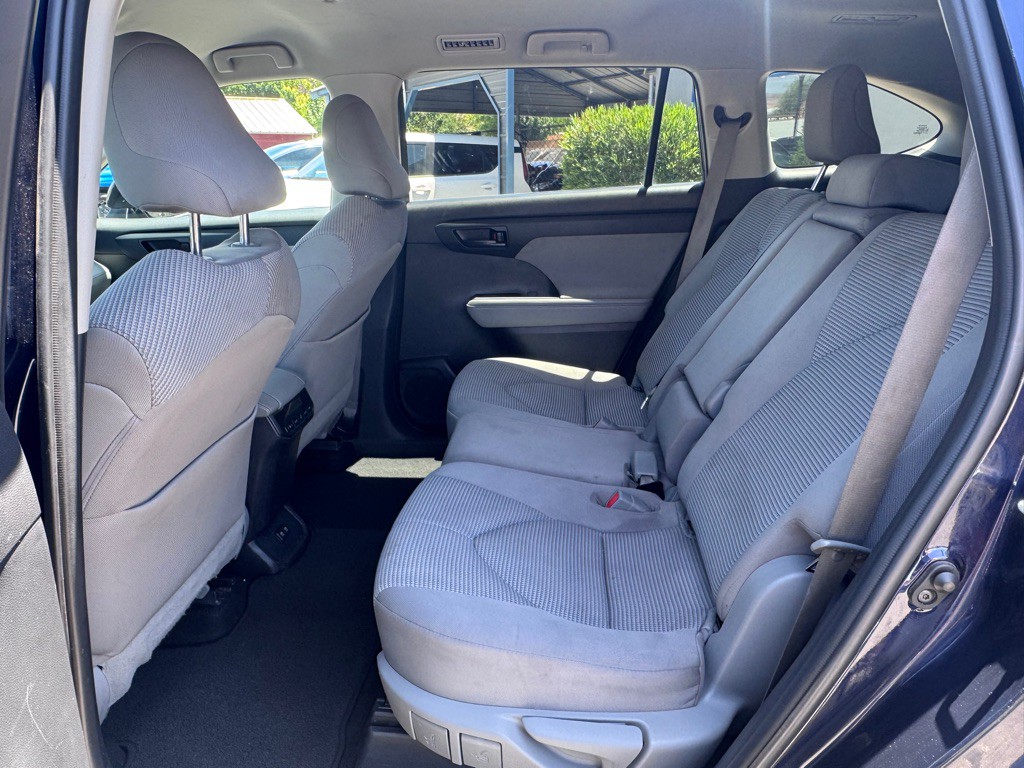 2021 Toyota Highlander Image 11
