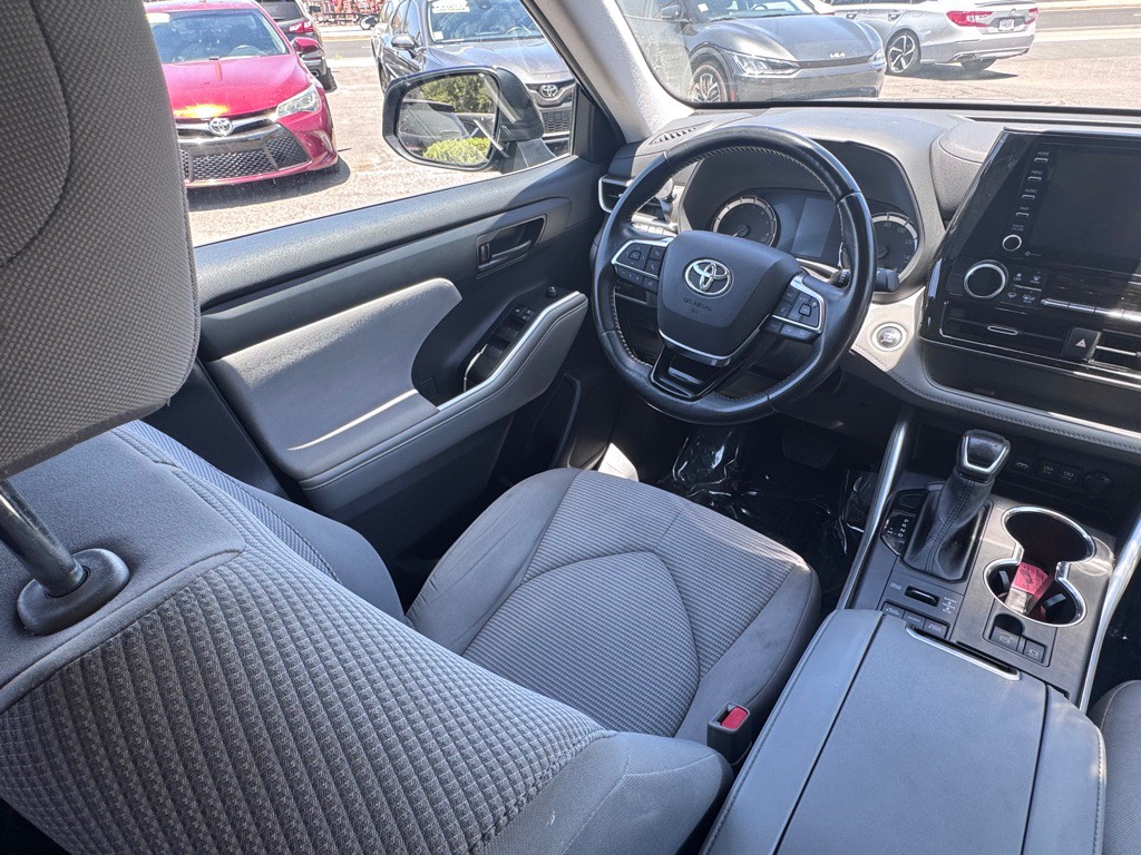 2021 Toyota Highlander Image 14