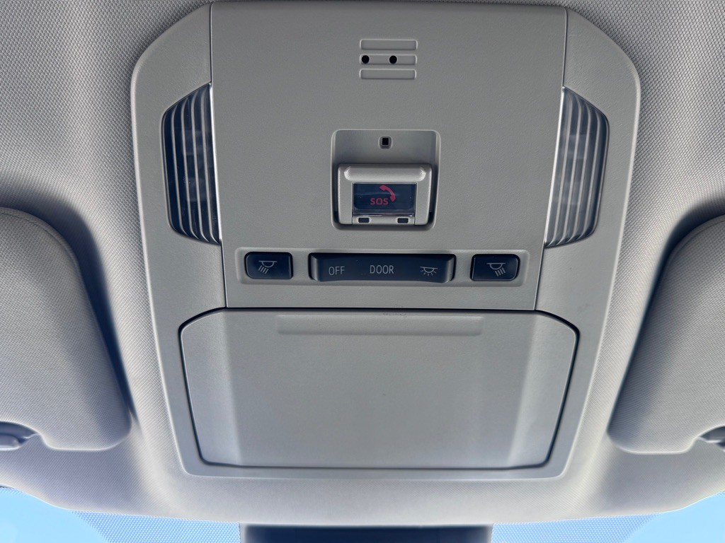 2021 Toyota Highlander Image 21