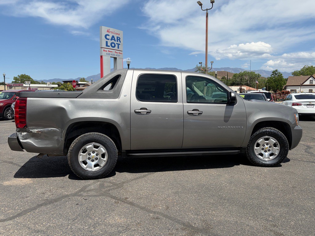 2009 Chevrolet Avalanche Image 4