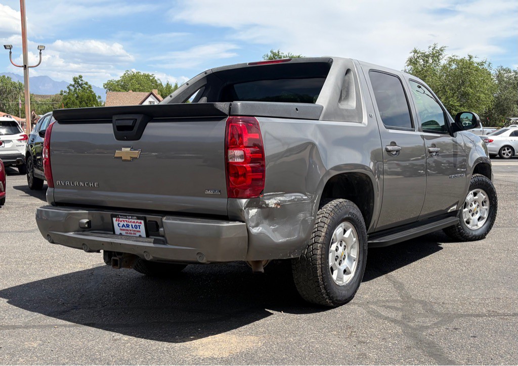 2009 Chevrolet Avalanche Image 5