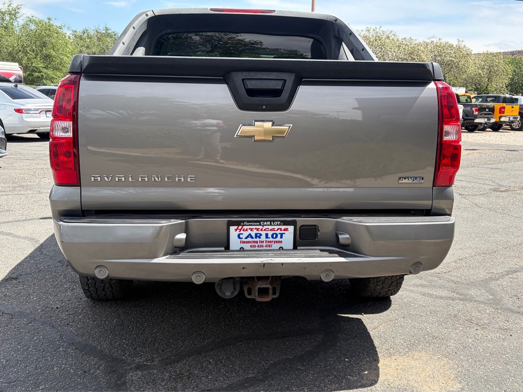 2009 Chevrolet Avalanche Image 6